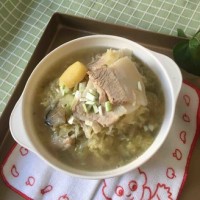 Pickled Chinese cabbage with plain boiled pork
